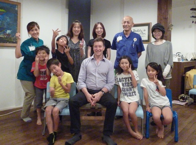 Japanese children with Glenn
